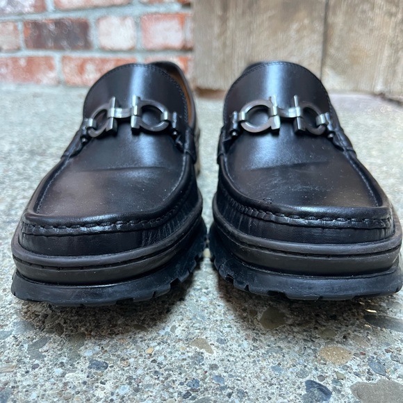 Salvatore Ferragamo Black Leather Slip-On Loafers 9.5D - Picture 3 of 11
